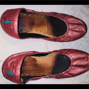 TIEKS-  PINK glitter . Size 9 . Used